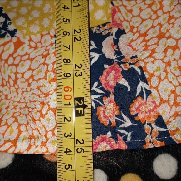 Chenault XL PinkBlueYellowPatchwork FloralPrintElasticWaist ShrtSlvV-Nec Blouse. - Picture 9 of 9